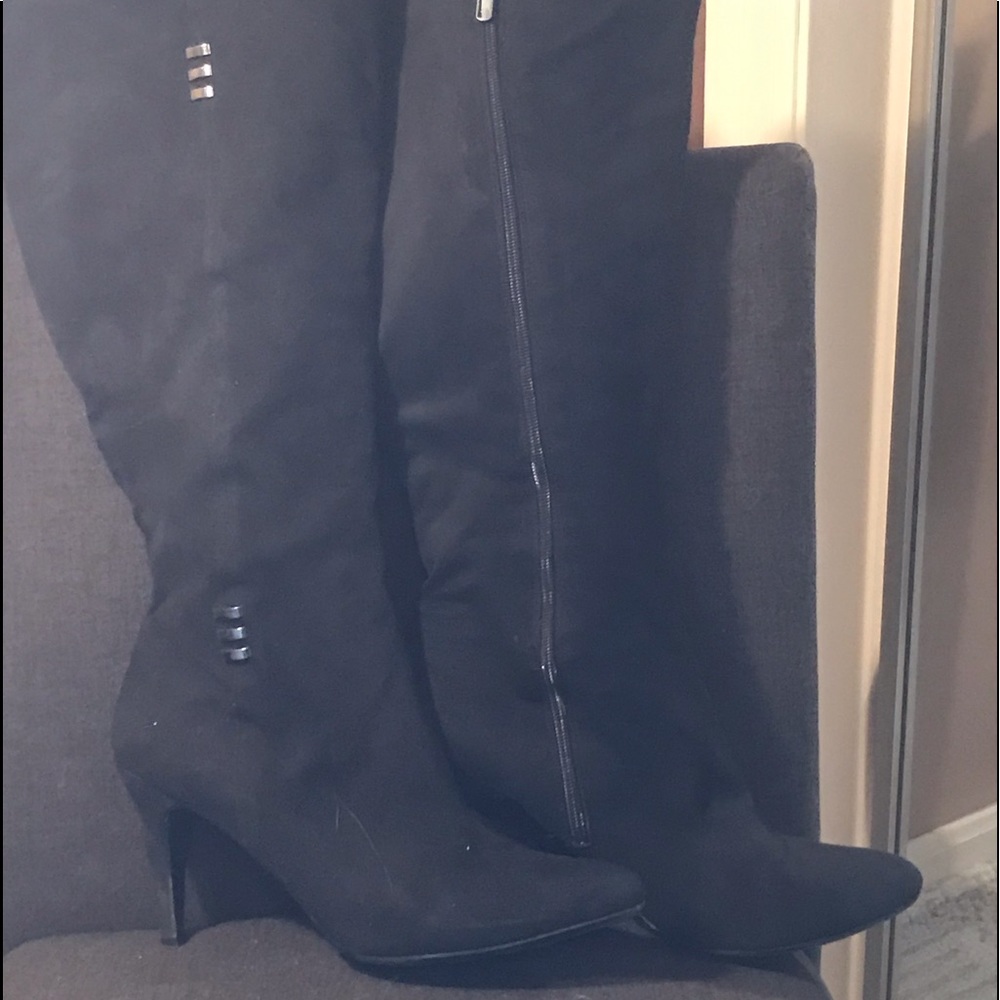 Dress boots